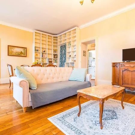 Les Halles Gourmandes