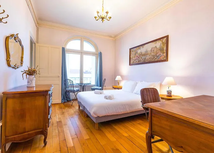 Les Halles Gourmandes