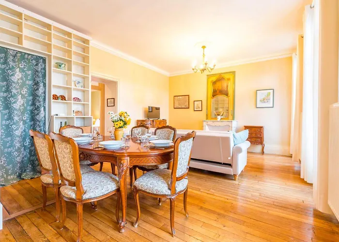 Les Halles Gourmandes * Dijon