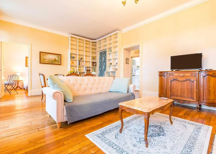 Les Halles Gourmandes